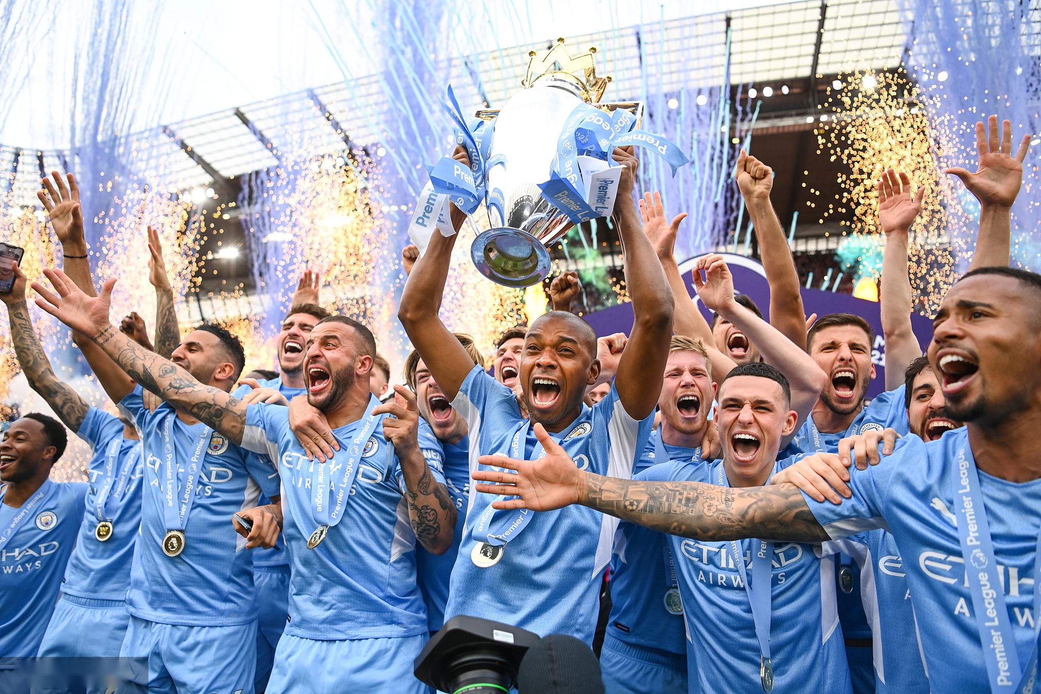 会对裁判进 会对裁判进